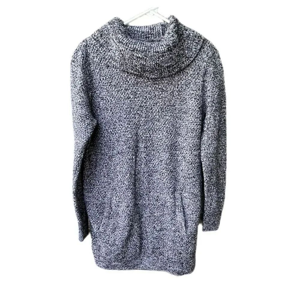 Duluth by Duluth Trading size M heavy knit relaxed fit pockets